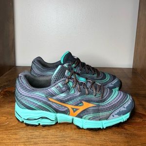 Mizuno Wave Kazan Athletic Shoes 7.5